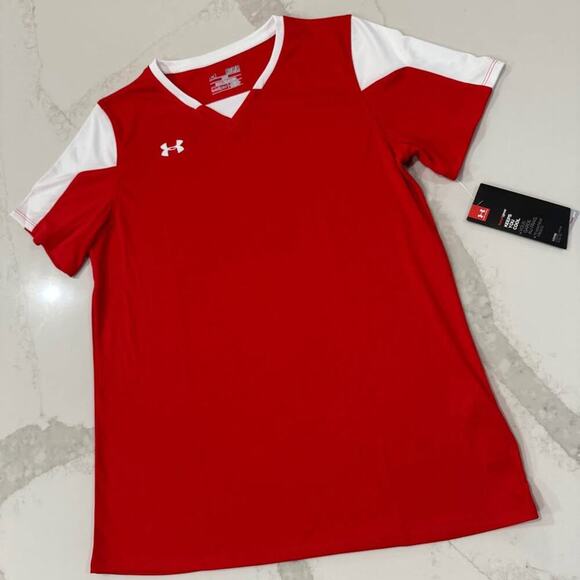 Under Armour NWT Athletic Heat Gear Soccer Jersey Women's Medium Loose Fit Red - Picture 2 of 9